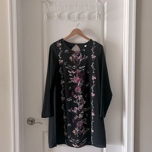 *NWOT* Xhilaration Long Sleeve Dress in Navy with Floral Design - Side: Medium